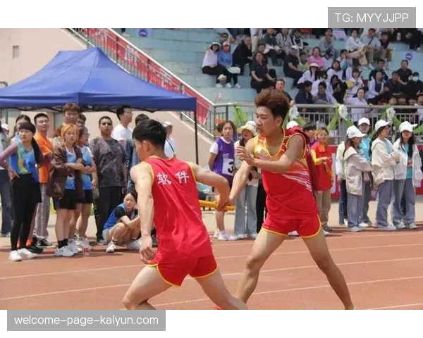 史诗逆转片段：运动员极速冲刺点燃全场的瞬间